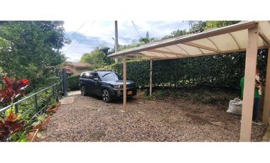 Casa campestre de 540 M2 en 750 mill en La Mesa Cund en Condominio