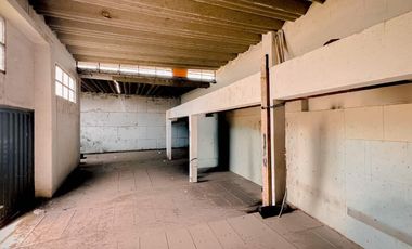 VENTA EN BLOCK GALPON + DOS VIVIENDAS SANTA RITA