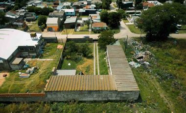 VENTA EN BLOCK GALPON + DOS VIVIENDAS SANTA RITA