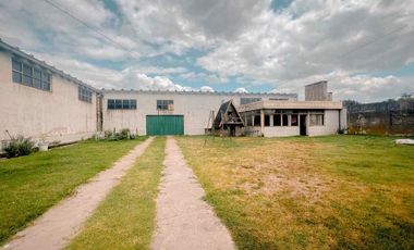 VENTA EN BLOCK GALPON + DOS VIVIENDAS SANTA RITA