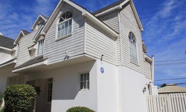 Casa en Arriendo en Tottus