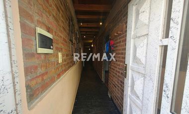 CASA EN VENTA EN CIPOLLETTI- B° PARQUE 12 DE SEPT.