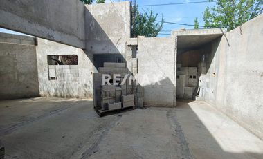 CASA EN VENTA EN CIPOLLETTI- B° PARQUE 12 DE SEPT.