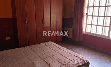 CASA EN VENTA EN CIPOLLETTI- B° PARQUE 12 DE SEPT.