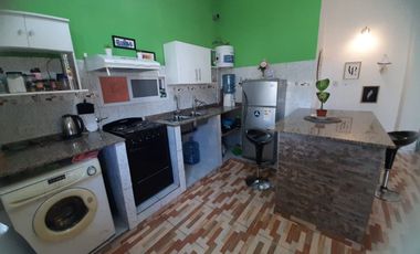 VENTA PH AL FRENTE MONOAMBIENTE MORON SUR