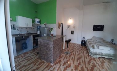 VENTA PH AL FRENTE MONOAMBIENTE MORON SUR