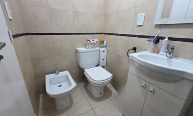 Depart. Triplex-4 Amb, c/coch. 105m2, Lanús Oeste