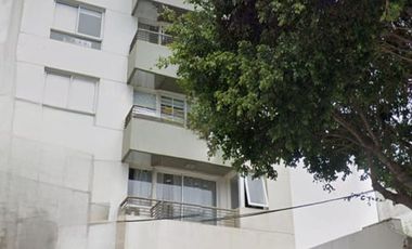 Depart. Triplex-4 Amb, c/coch. 105m2, Lanús Oeste