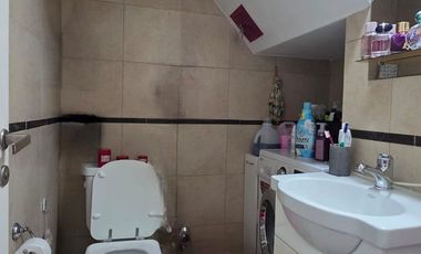 Depart. Triplex-4 Amb, c/coch. 105m2, Lanús Oeste