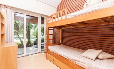 VENTA CASA DE 5 AMBIENTES EN COUNTRY EL PARAISO