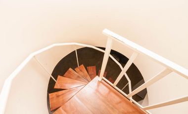 VENTA CASA DE 5 AMBIENTES EN COUNTRY EL PARAISO