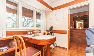 VENTA CASA DE 5 AMBIENTES EN COUNTRY EL PARAISO