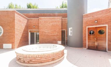 VENTA CASA DE 5 AMBIENTES EN COUNTRY EL PARAISO