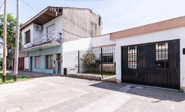 Casa 4 amb con jardín y quincho - Deheza 3700