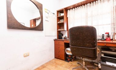 Casa 4 amb con jardín y quincho - Deheza 3700