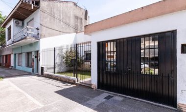Casa 4 amb con jardín y quincho - Deheza 3700
