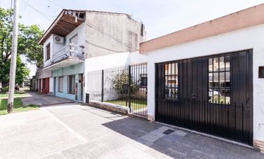 Casa 4 amb con jardín y quincho - Deheza 3700