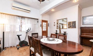 Casa 4 amb con jardín y quincho - Deheza 3700