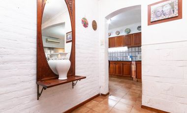 Casa 4 amb con jardín y quincho - Deheza 3700