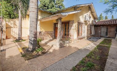 Casa 3 ambientes - Apto Credito - Venta/Permuta