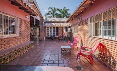 Casa 3 ambientes - Apto Credito - Venta/Permuta