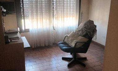 GALPON + DEPARTAMENTO. GRAN LOTE. R. ESCALADA