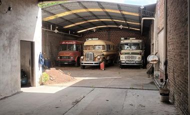 GALPON + DEPARTAMENTO. GRAN LOTE. R. ESCALADA