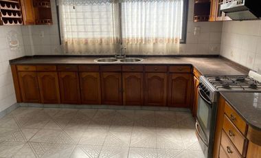 GALPON + DEPARTAMENTO. GRAN LOTE. R. ESCALADA