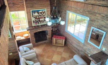 LA CASA DE TU SUEÑOS EN VENTA HERMOSA CON SALIDA AL RÍO PARANÁ