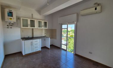 DEPARTAMENTO EN ALQUILER DE 1 DORMITORIO EN EL BARRIO VILLA SARITA