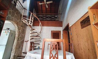 VENTA CASA EN BLOCK MUNRO VTE LOPEZ COCHERA