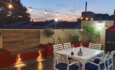 Casa de 3 amb, con Local y galpon 11 cocheras