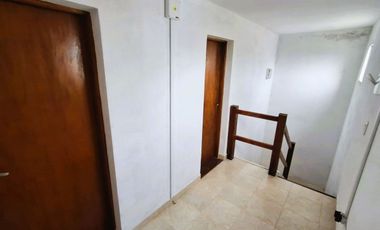 VENTA CASA 4 AMBIENTES  VISTA AL MAR -MAR DEL SUD