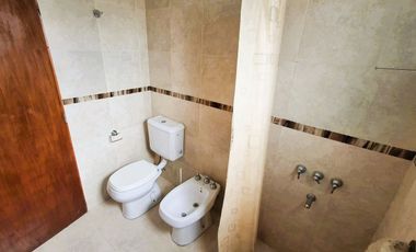 VENTA CASA 4 AMBIENTES  VISTA AL MAR -MAR DEL SUD