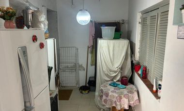 CASA 3 DORMITORIOS CON COCHERA,PATIO, TALLERES SUD