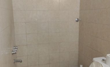 Casa en alquiler en Burzaco Este