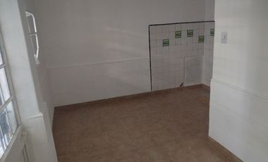 Casa en alquiler en Burzaco Este