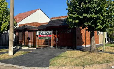 Casa en venta en Moron Sur