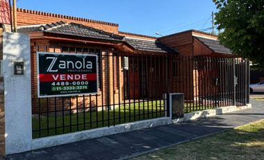 Casa en venta en Moron Sur