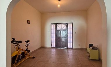 Casa en venta en Moron Sur