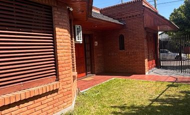 Casa en venta en Moron Sur