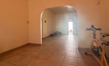 Casa en venta en Moron Sur