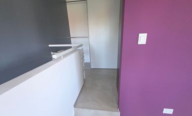 VENTA TRIPLEX. 3 AMB. COCH. QUINCHO. OLIVOS