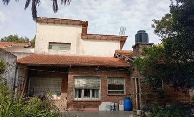 Casa en venta en Quilmes Centro