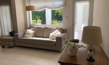 Casa a la venta en Club de Campo Guaymallen