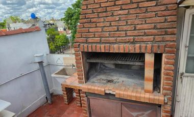 Casa PH en venta en Ramos Mejia Sur