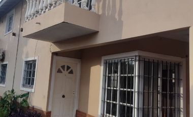 Duplex en alquiler en Ezpeleta Este