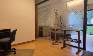 VENTA OFICINA CON DESPACHO OLIVOS