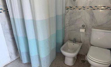 CASA DE 3 DORMITORIOS. CON PILETA. CHIMBAS