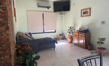 CASA DE 3 DORMITORIOS. CON PILETA. CHIMBAS